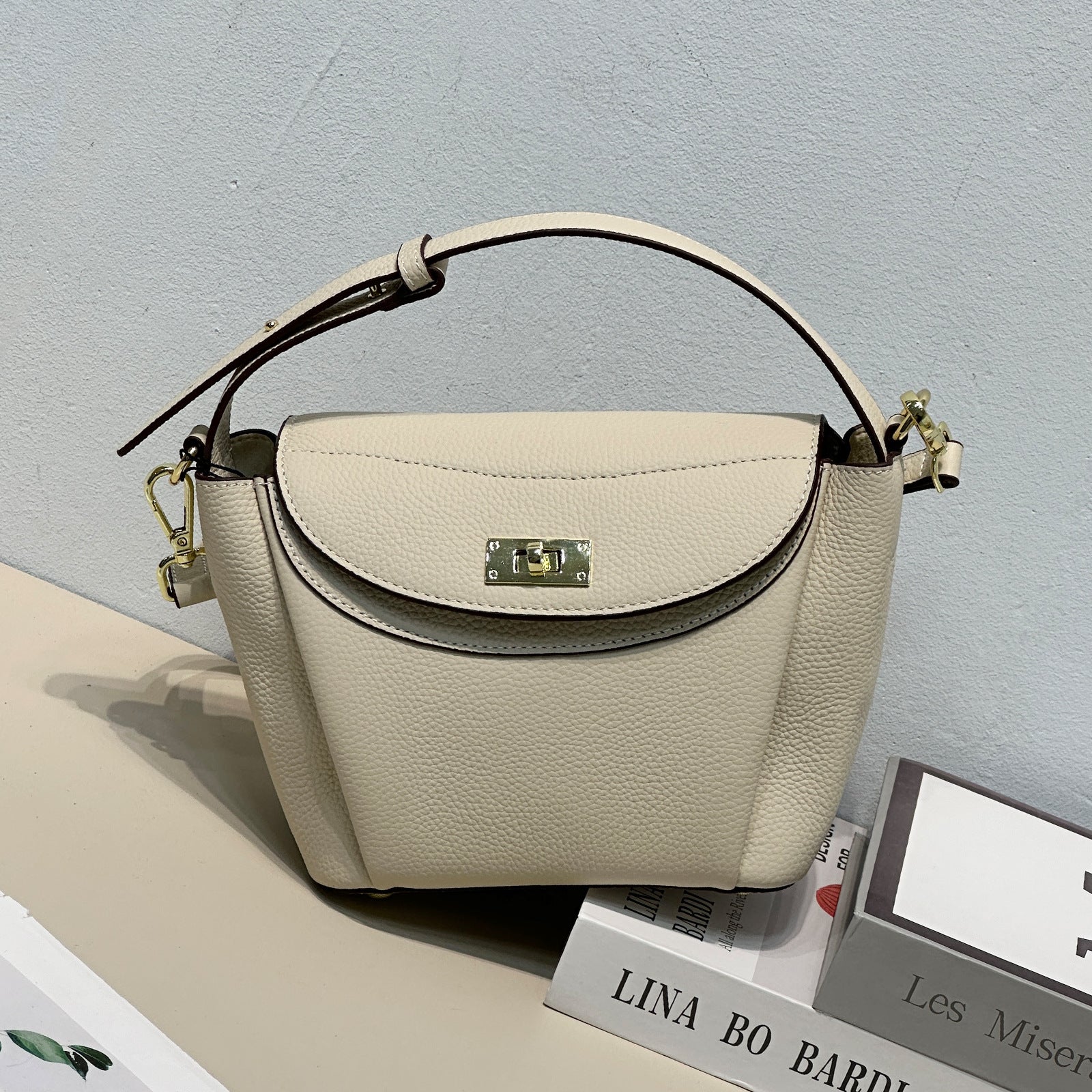 Shoulder Bag 6820