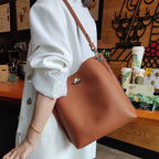 Leather Shoulder Bag 8924