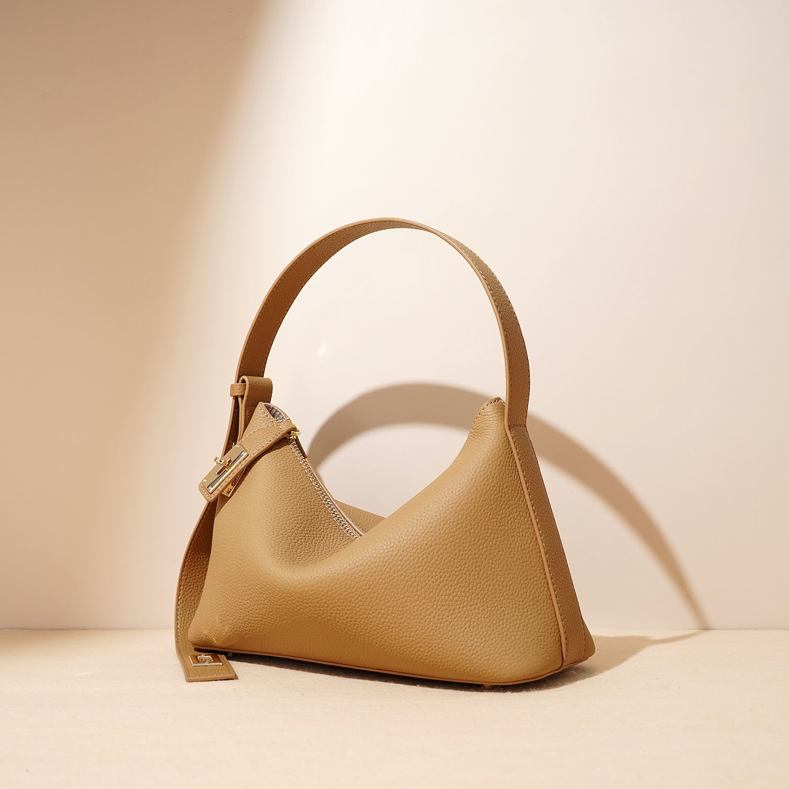 Leather Shoulder Bag 2444