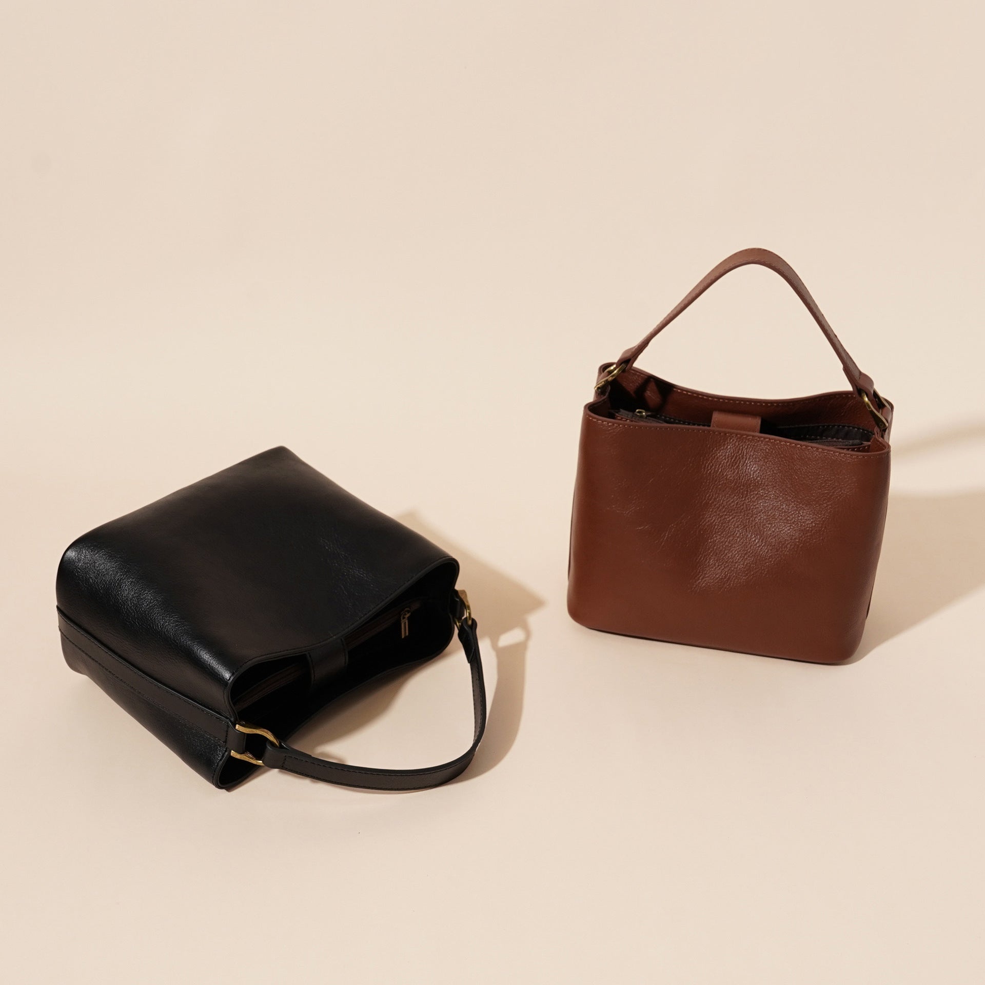 Leather Shoulder Bag 5767