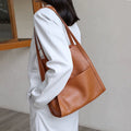 Leather Shoulder Bag 5835