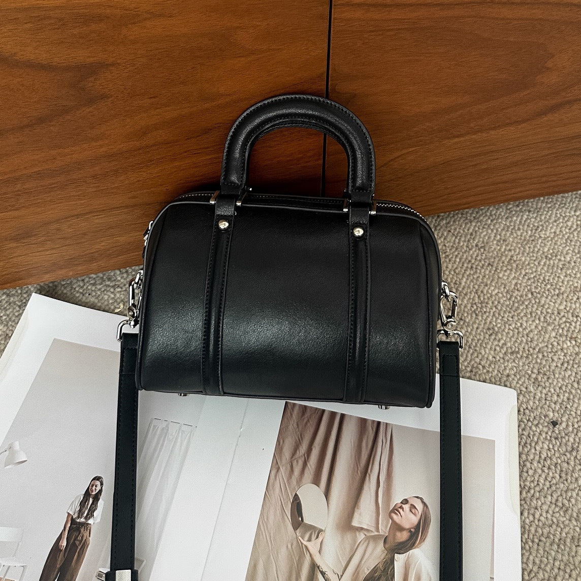 Leather Crossbody Bag 6997