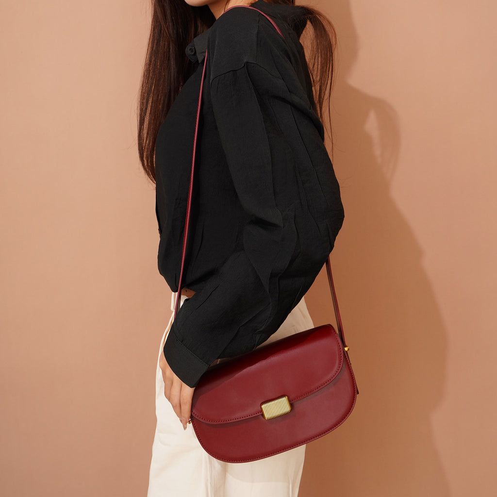 Special-interest Design Underarm Bag