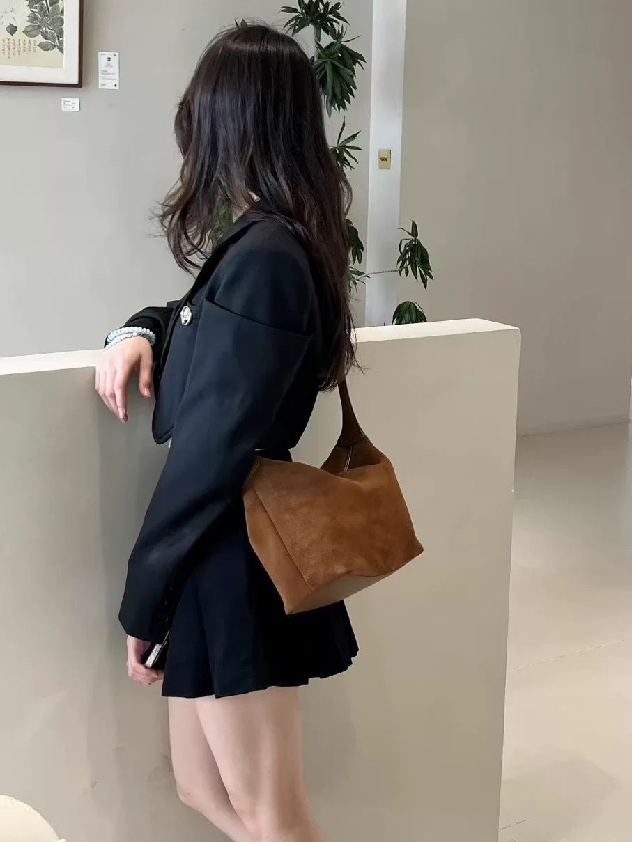 __v__2603040319241618600