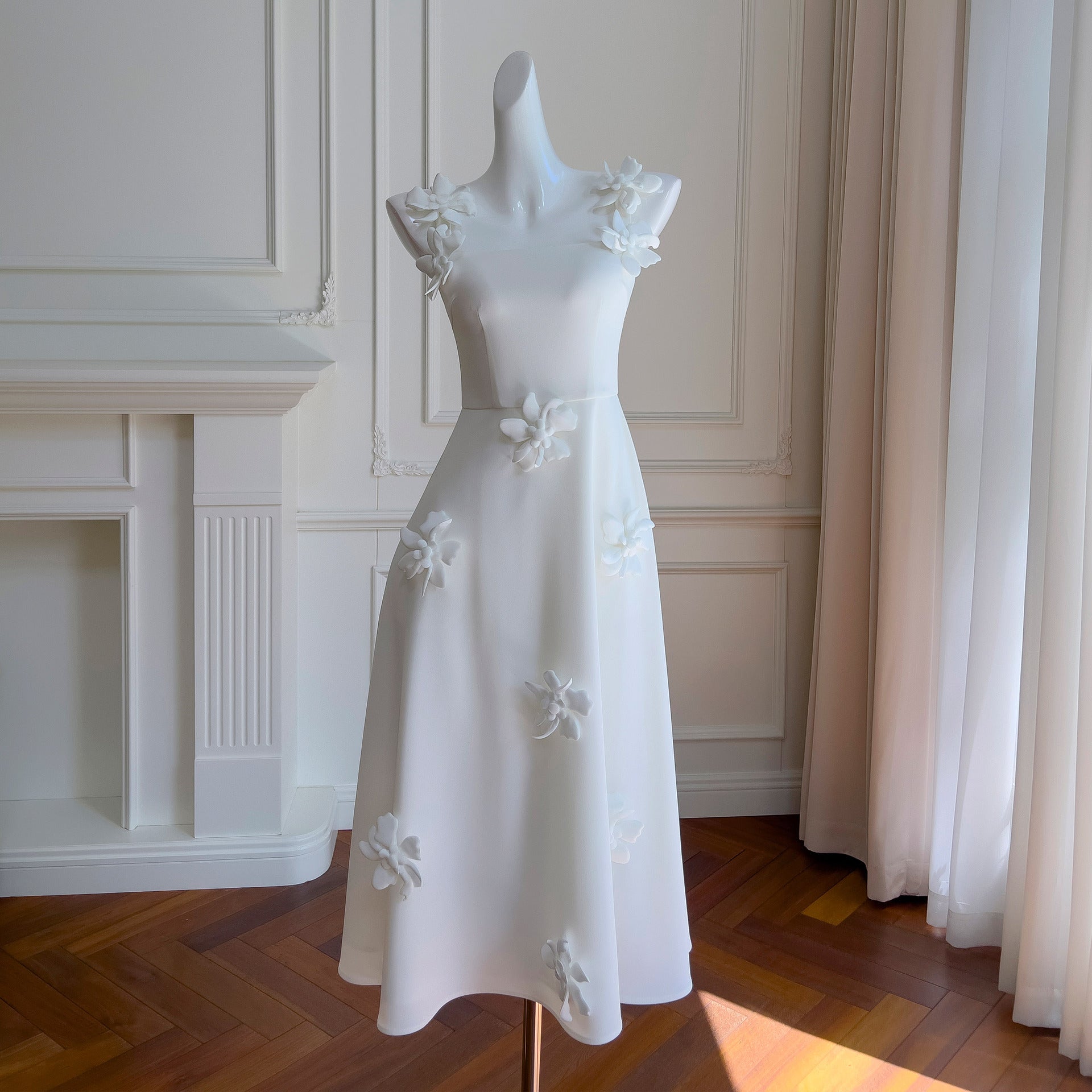 White Three-Dimensional Dress