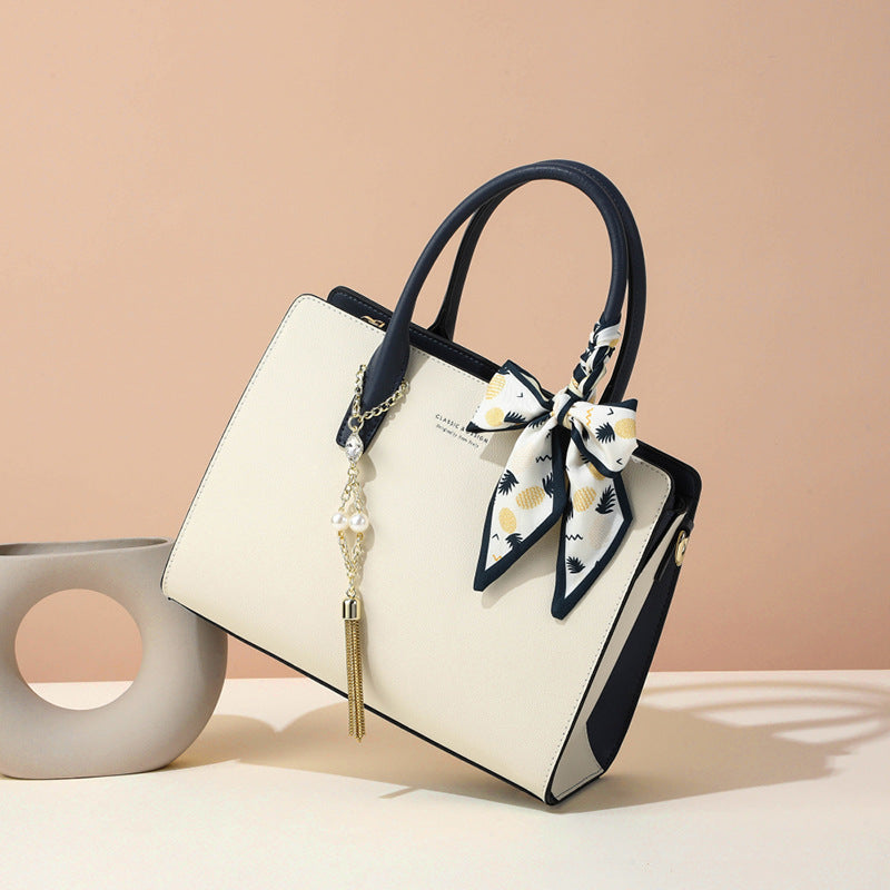 Leather Crossbody Bag V