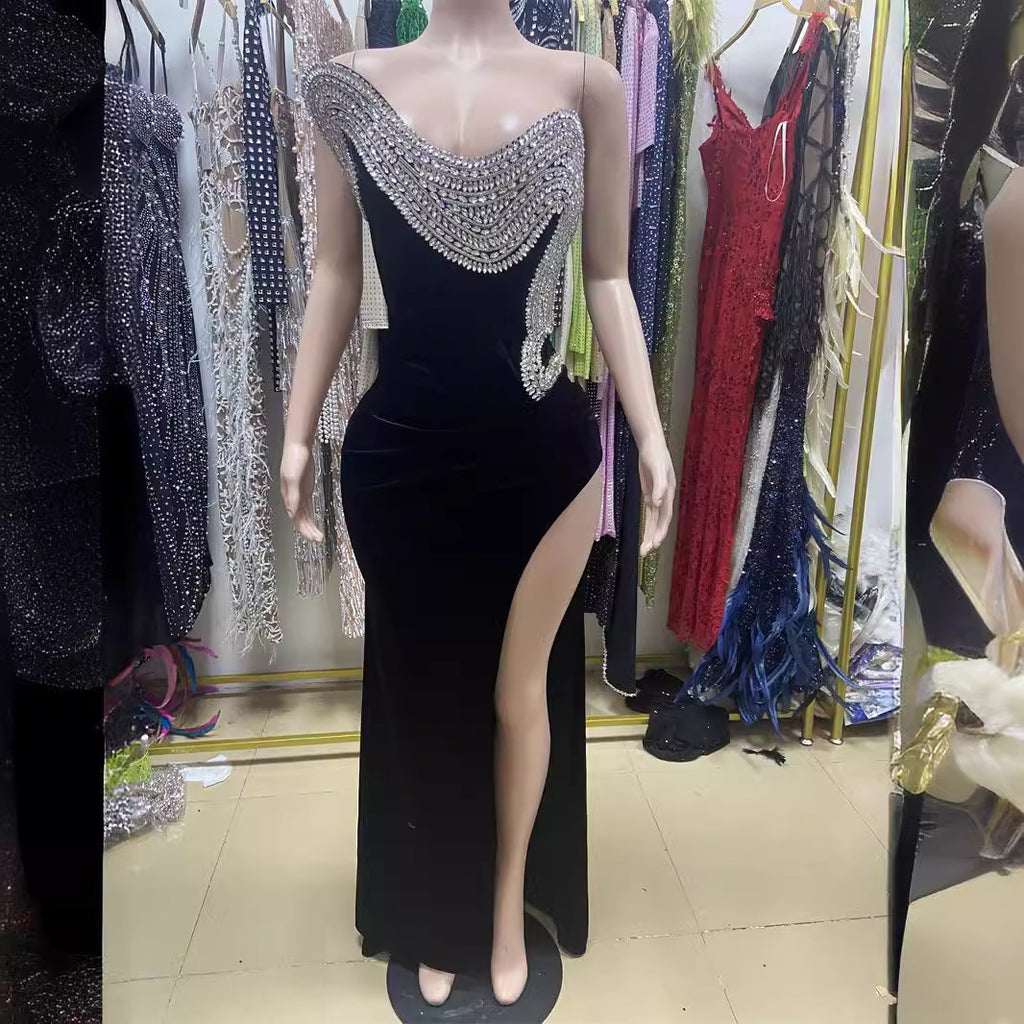 Black Sleeveless Dress