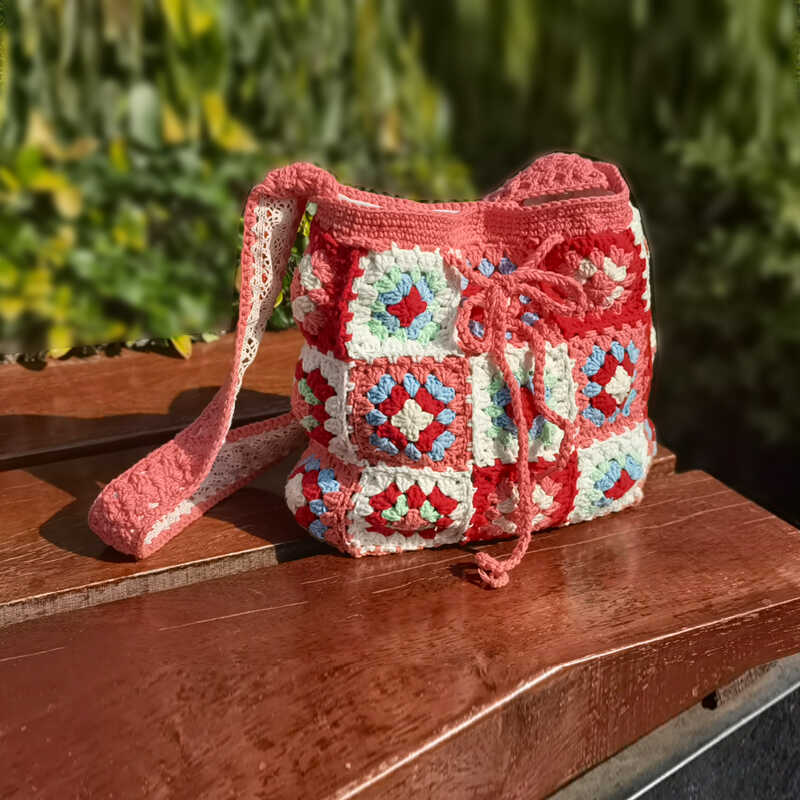 Woven Shoulder Bag II
