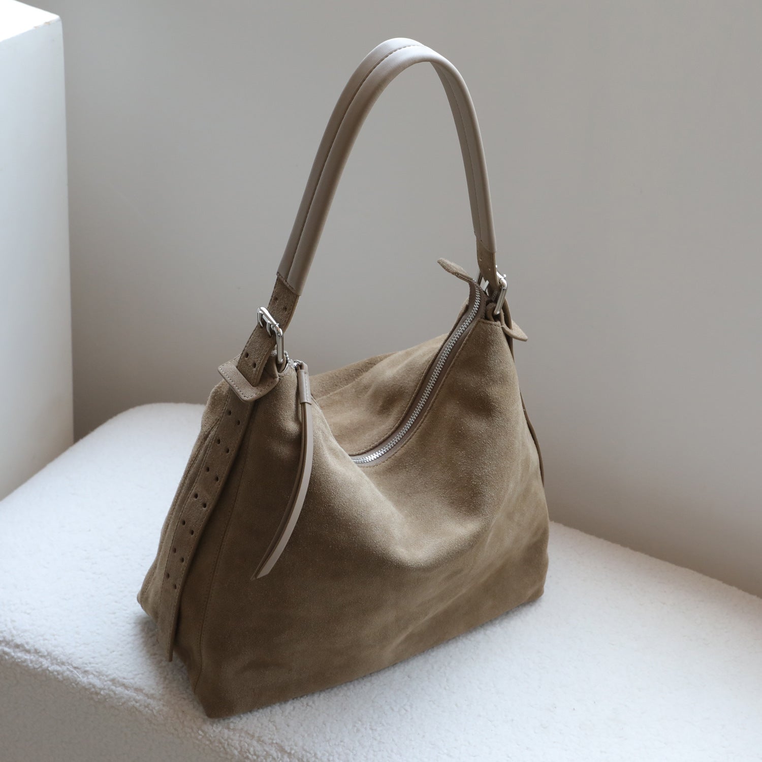 Shoulder Bag IX